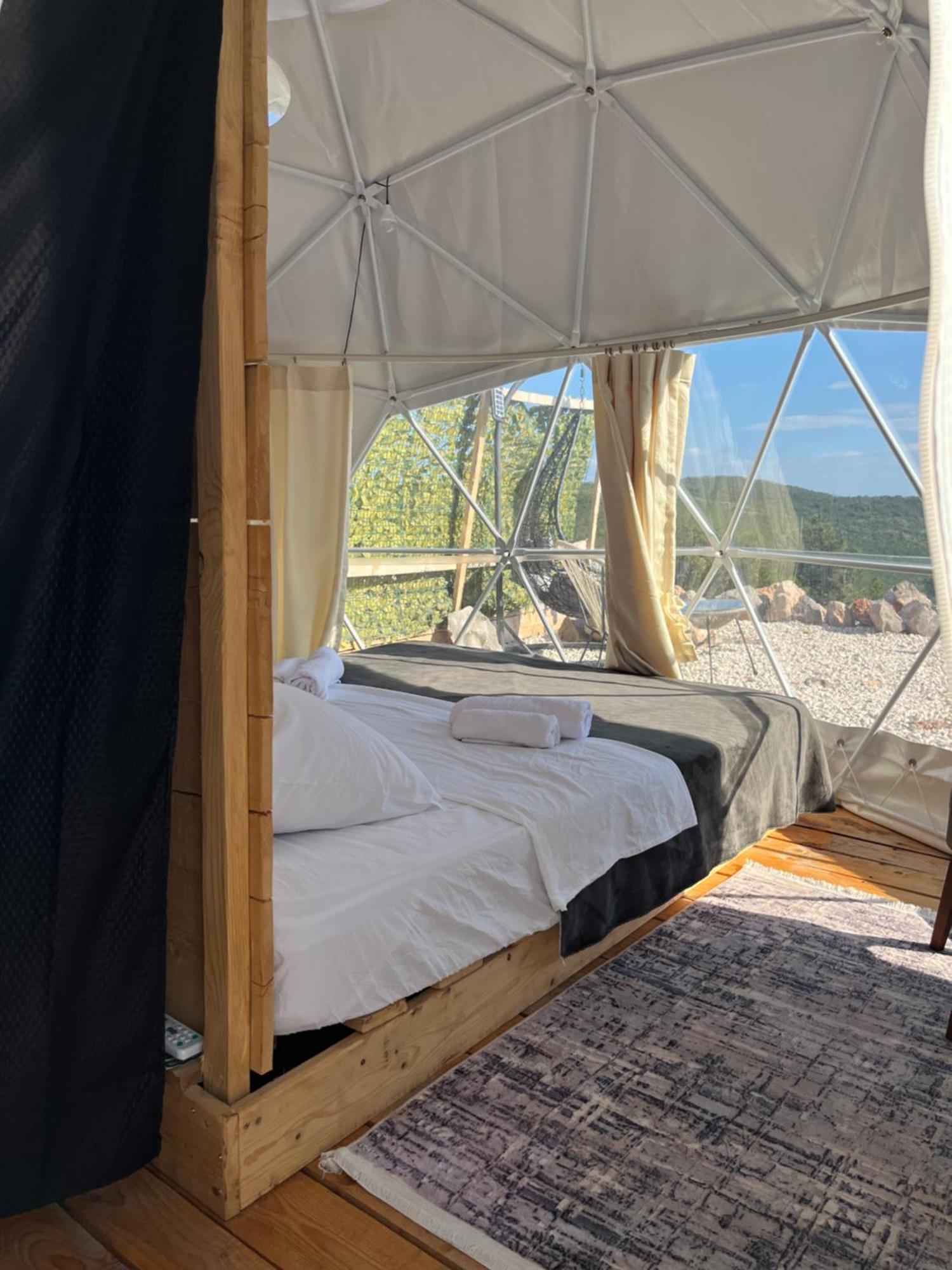 Glamping Peninsula Lustica Rose Villa Tivat Buitenkant foto