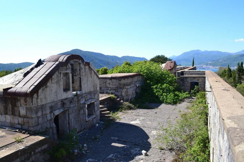 Glamping Peninsula Lustica Rose Villa Tivat Buitenkant foto